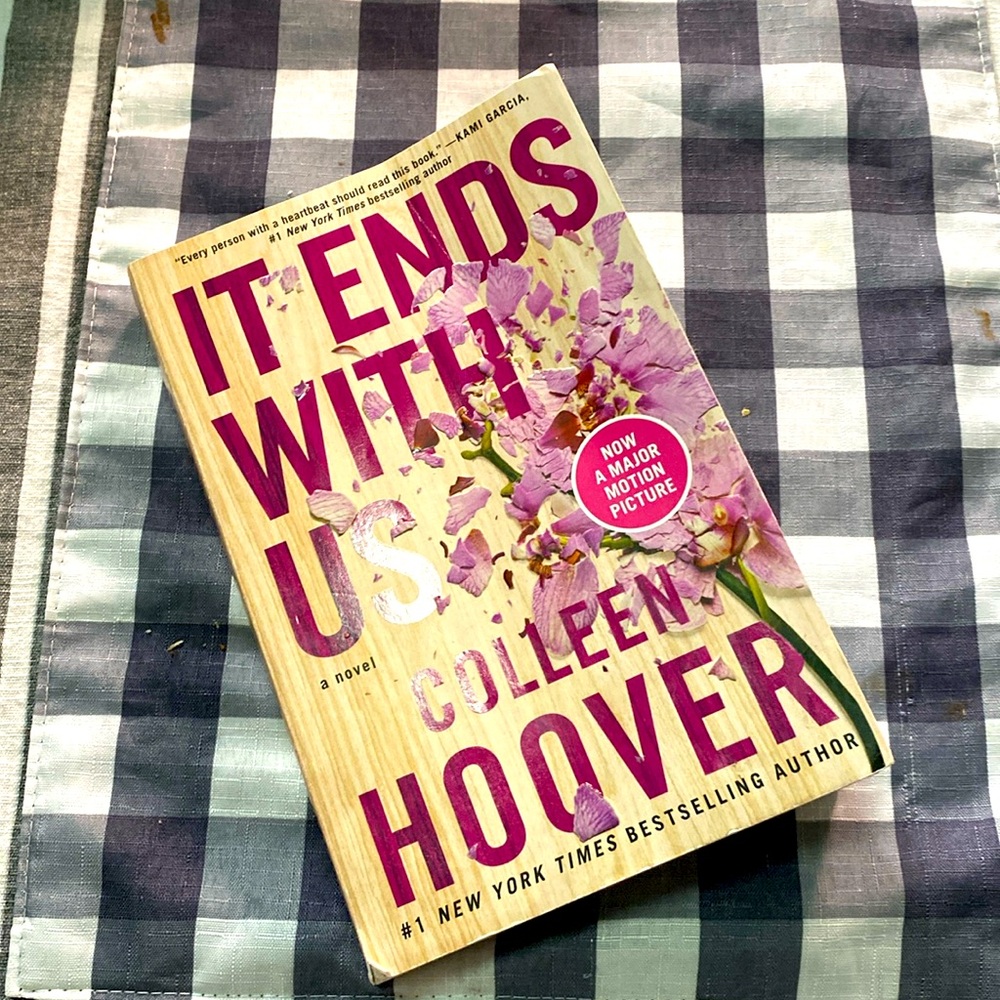 It Ends With Us By Colleen Hoover Paperback Book